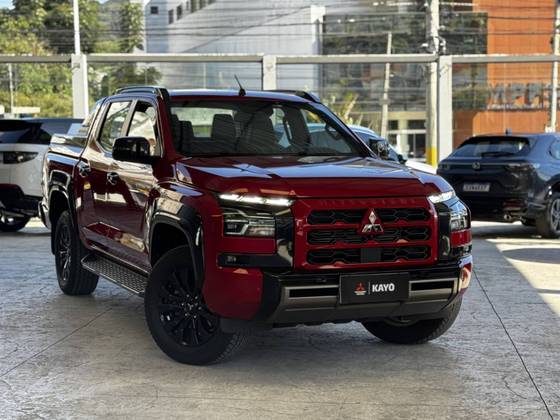 MITSUBISHI TRITON 2.4 BITURBO DIESEL CD KATANA 4X4 AUTOMÁTICO